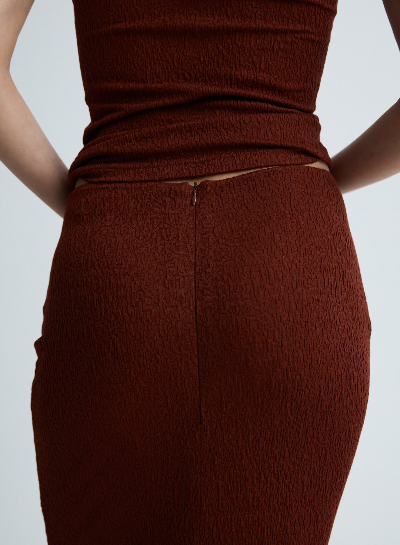 VESPER SKIRT (BURGUNDY)