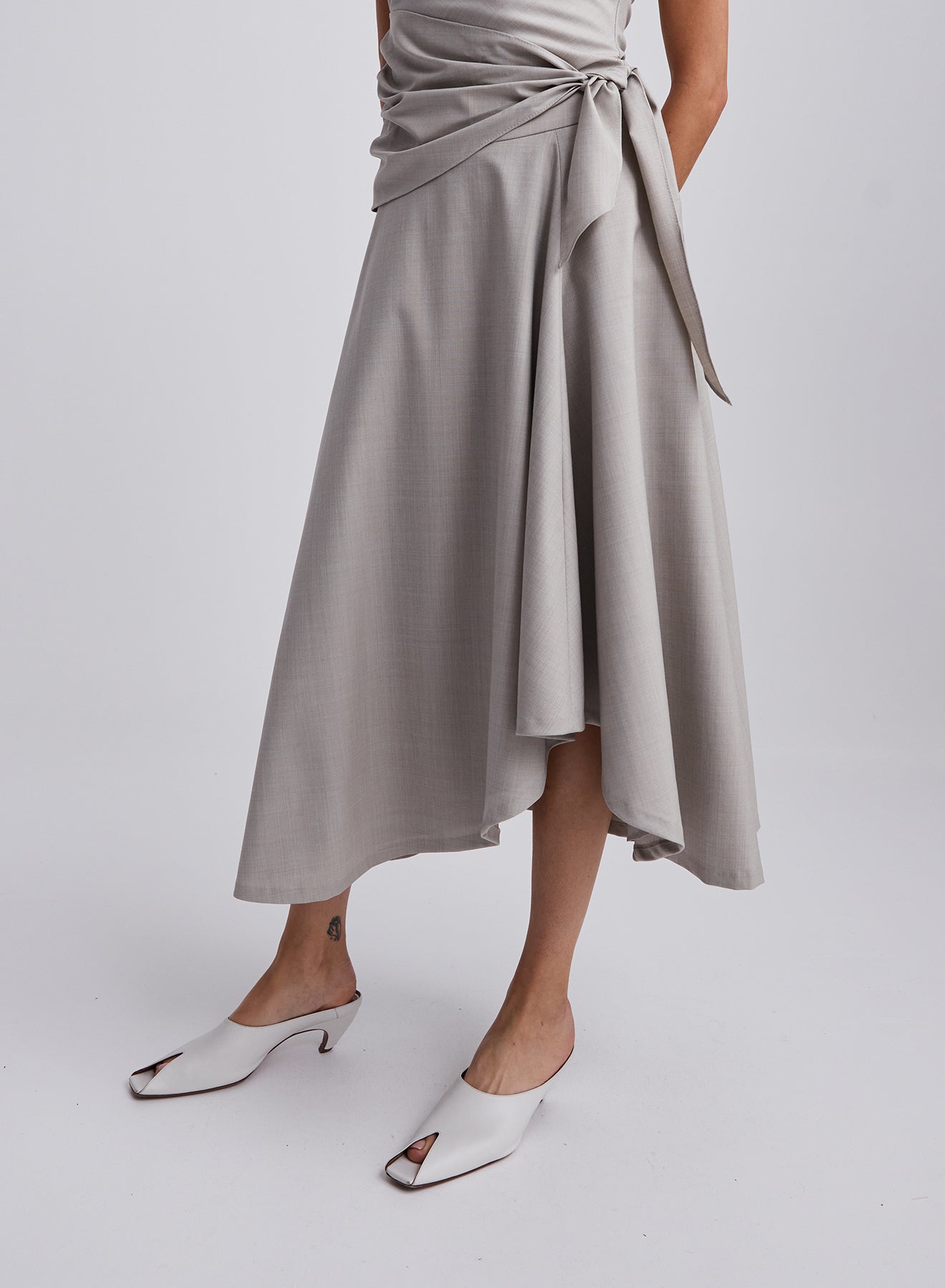 LANG SKIRT (CEMENT)
