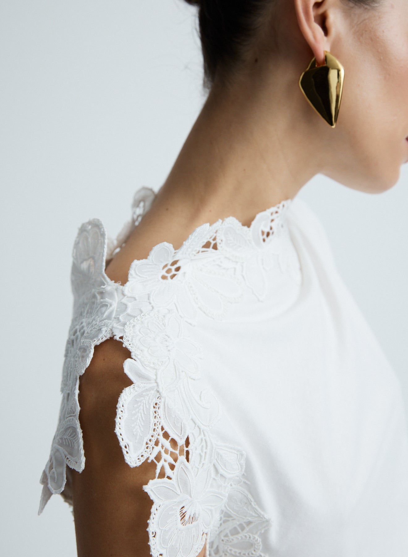 NELLY TSHIRT (WHITE JERSEY)