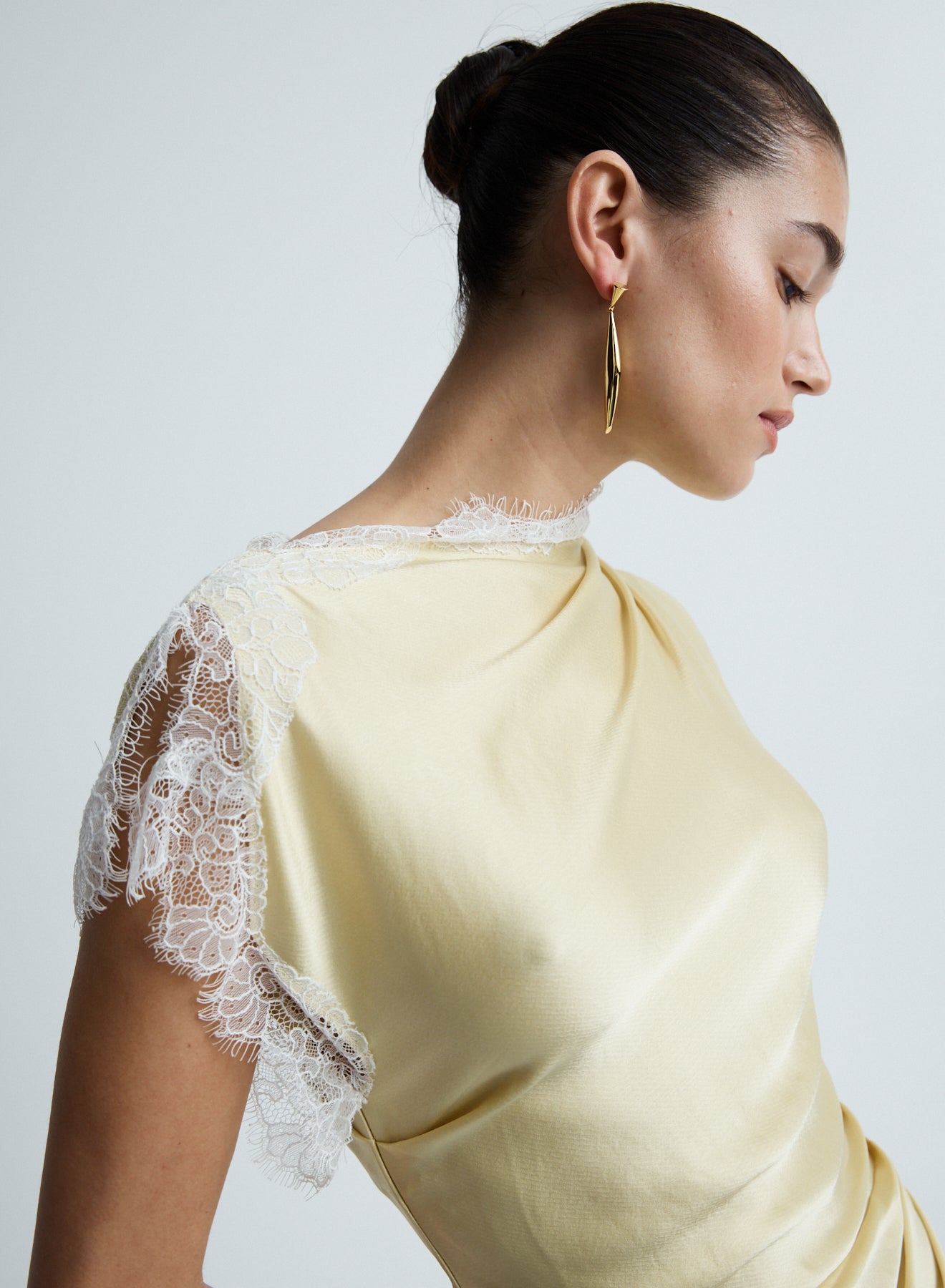 MARTHA DRESS (CHAMPAGNE)