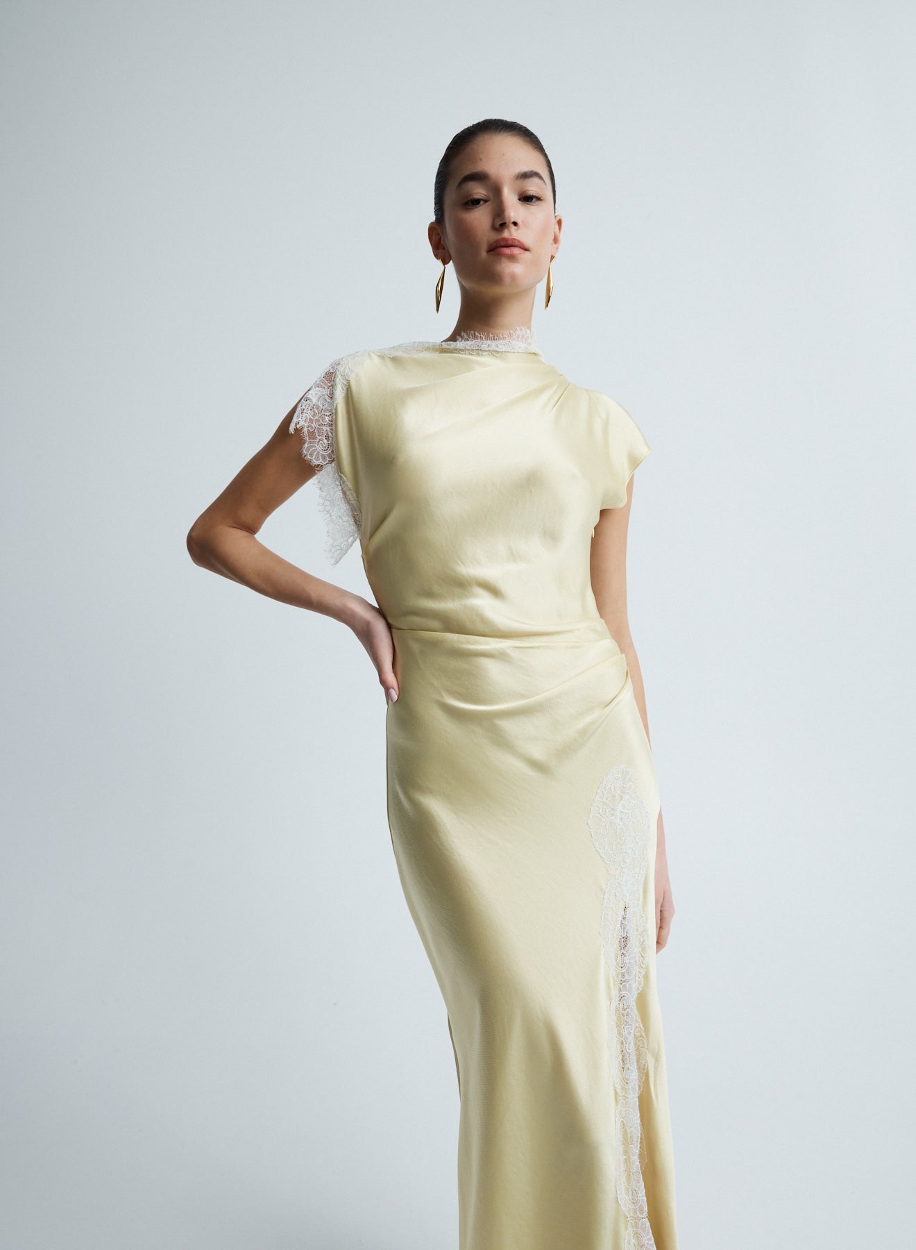 MARTHA DRESS (CHAMPAGNE)
