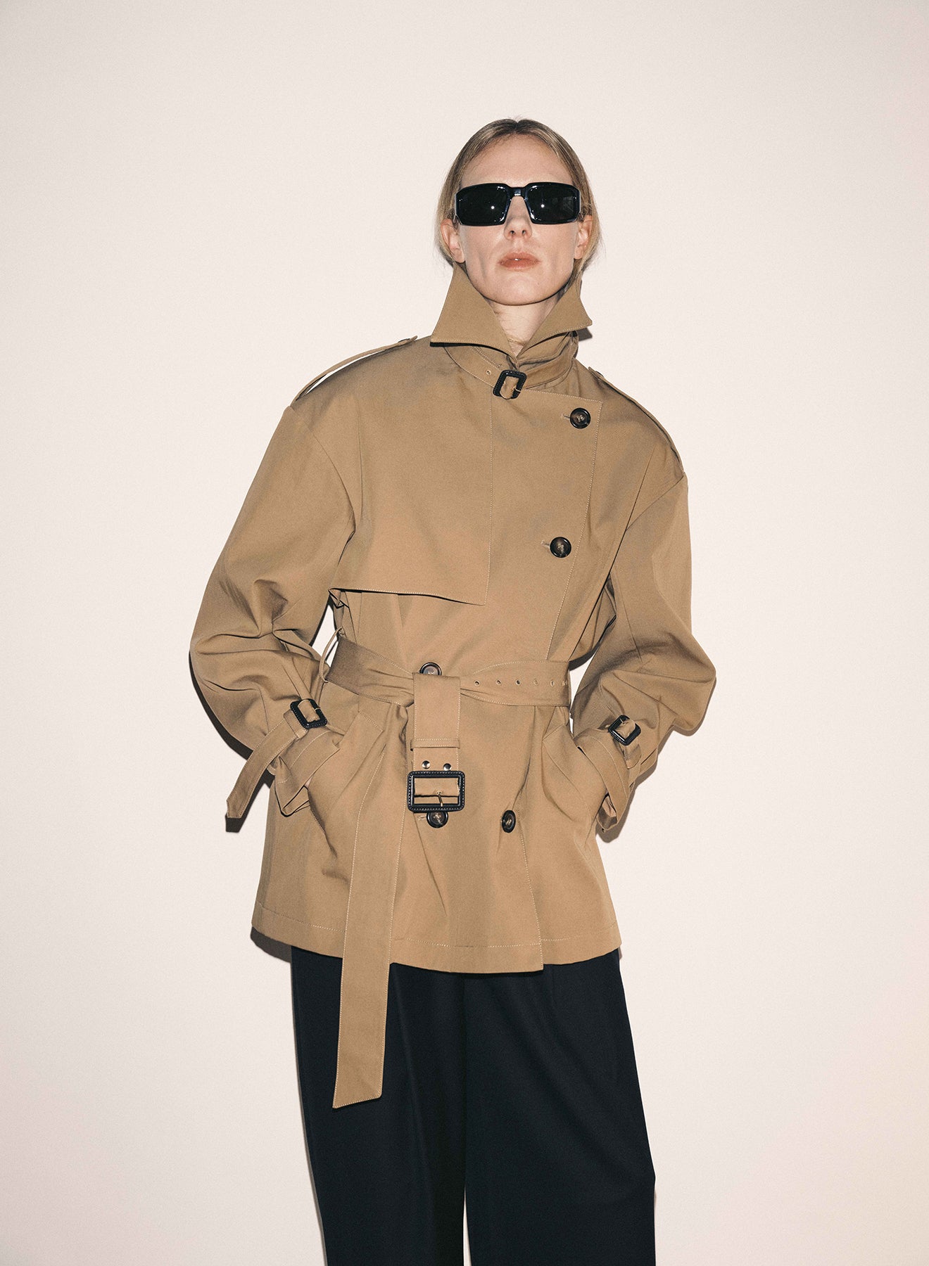 FARREN SHORT TRENCH (TAN)