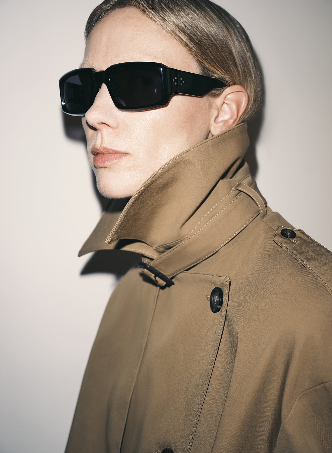 FARREN SHORT TRENCH (TAN)