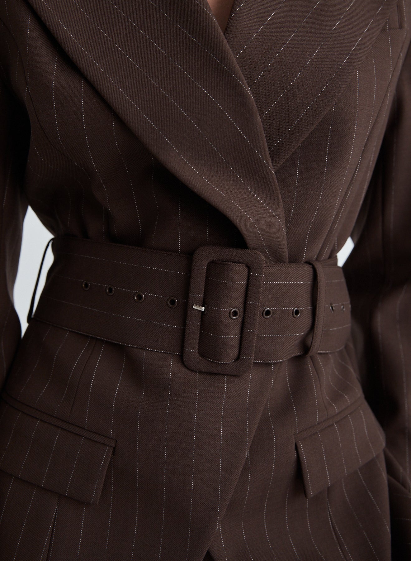 COLIN BLAZER (BROWN CHALK STRIPE)
