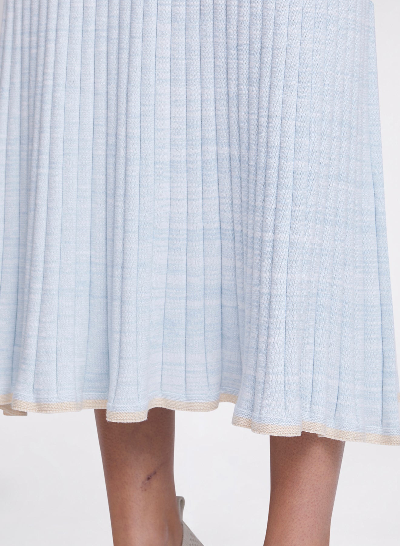 FELICIA SKIRT (POLAR W/ MALT TRIM)