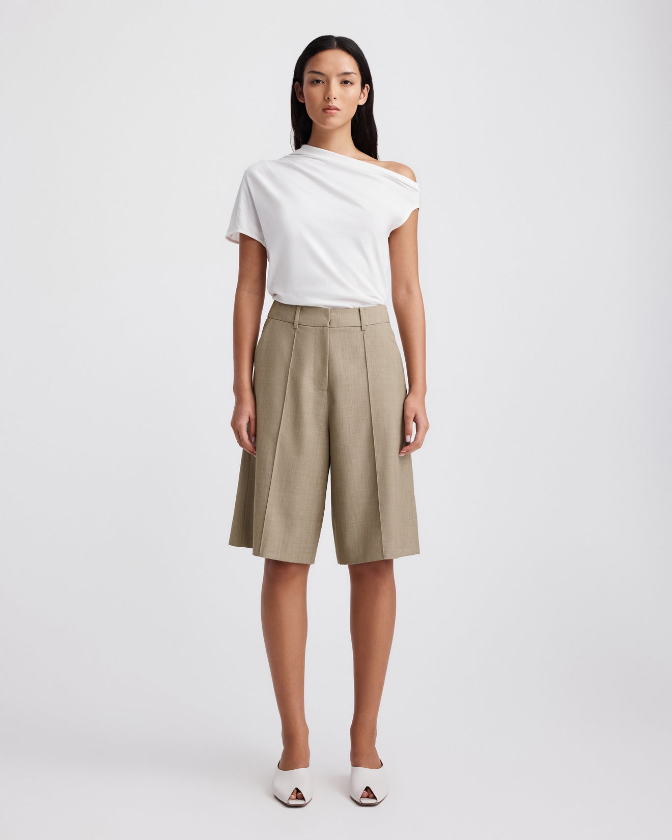 ANDO SHORTS (SAND)