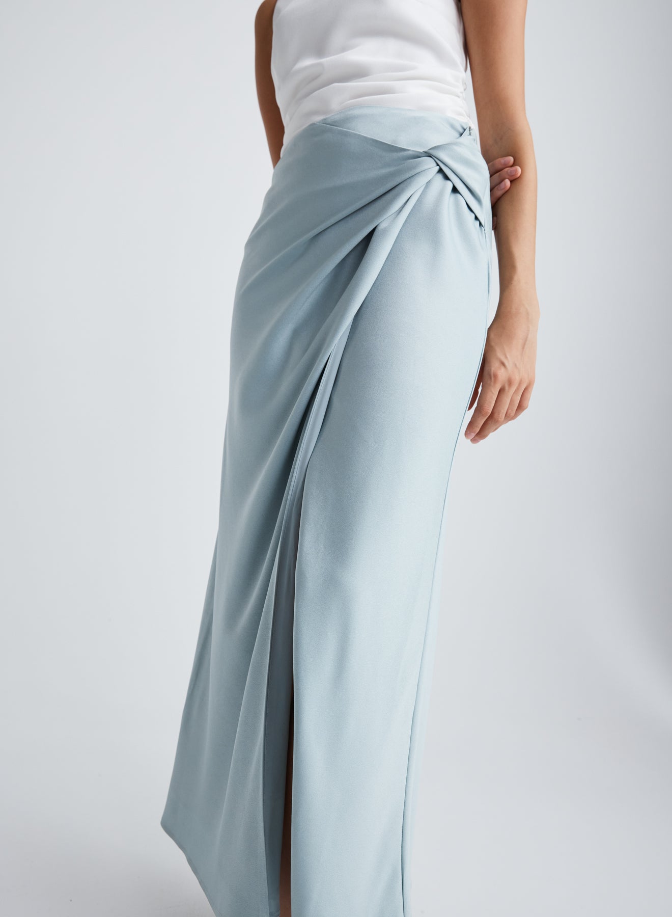 AVERY SKIRT (ICE MINT)