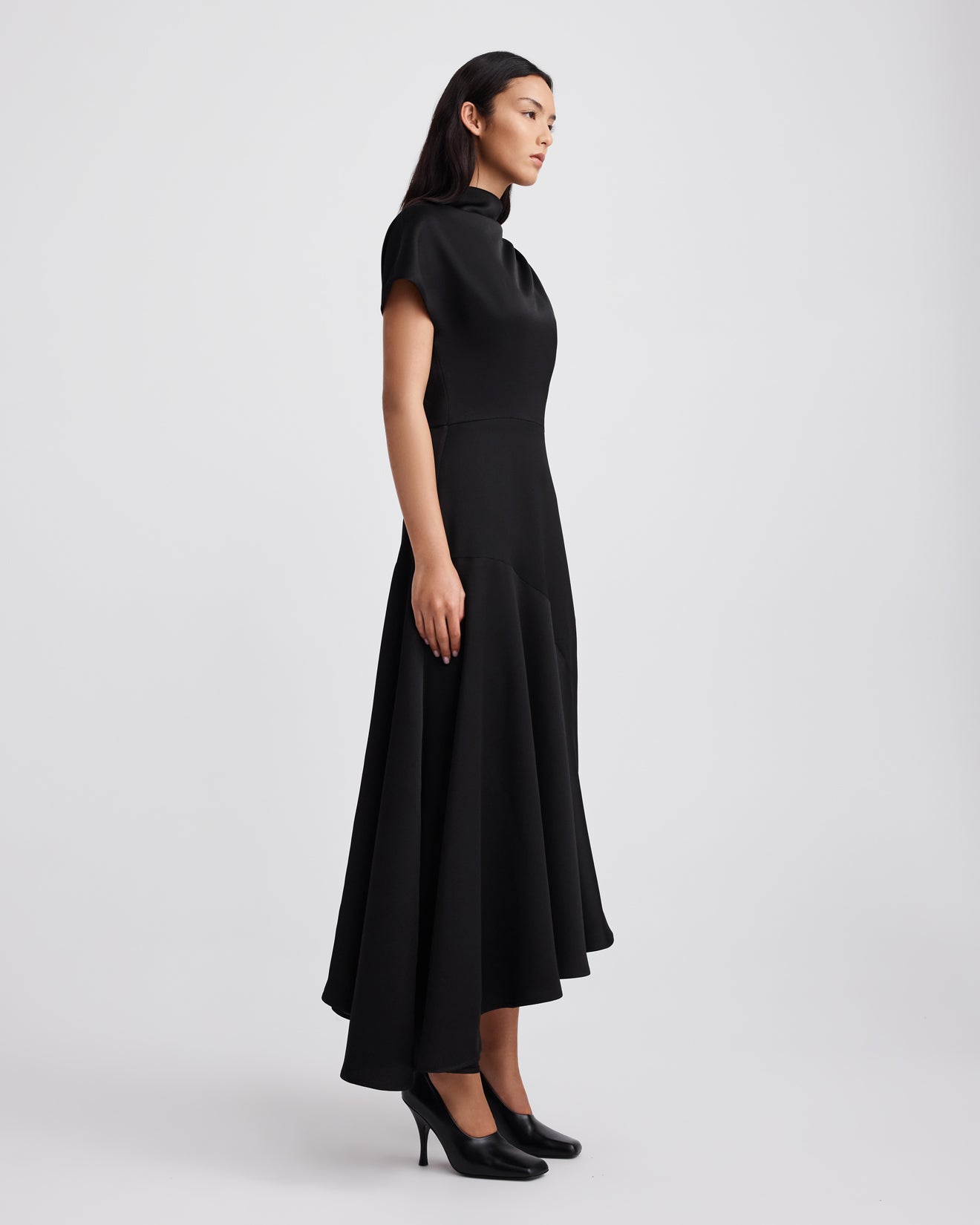 VEDA DRESS (BLACK)