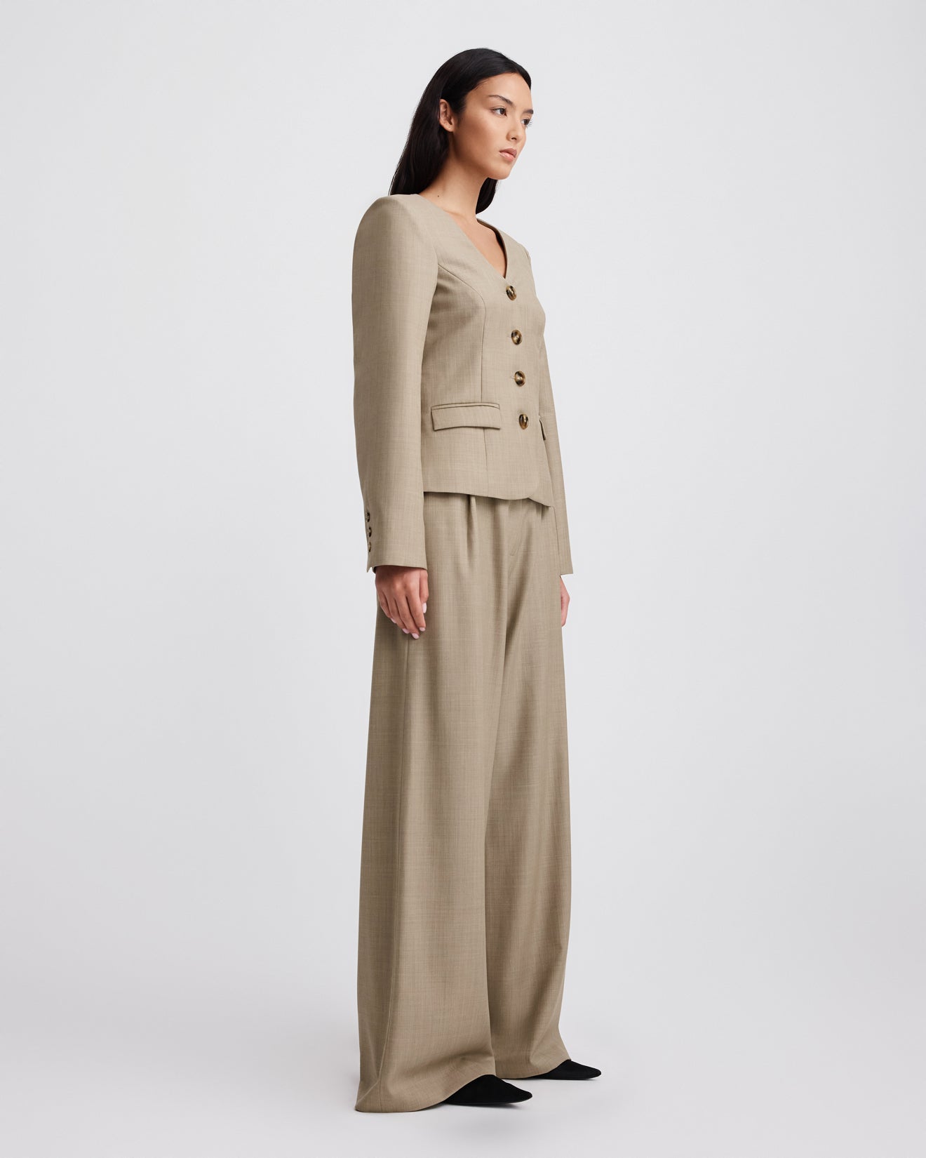 ALVAR JACKET (SAND)