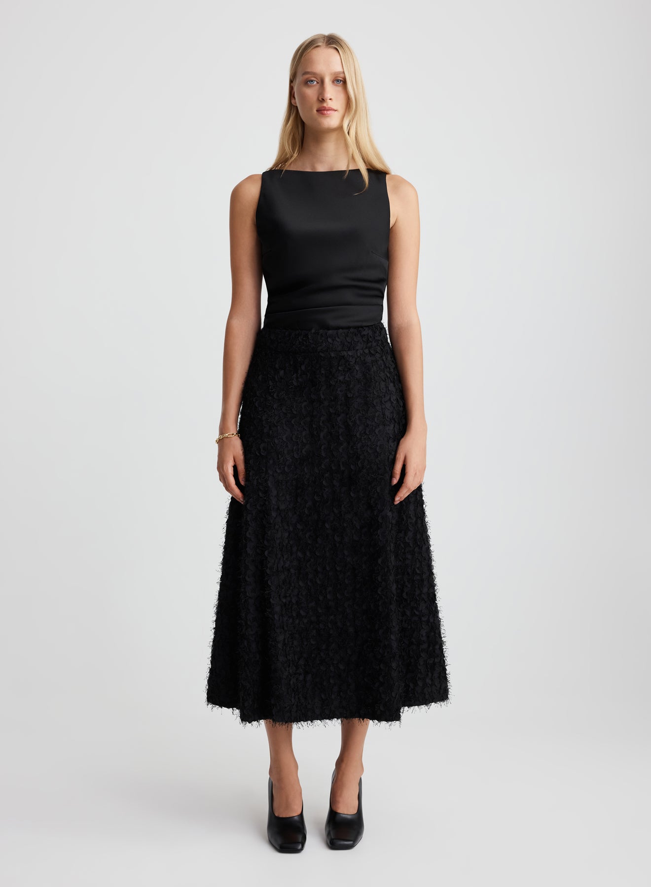 VANTA SKIRT (BLACK)