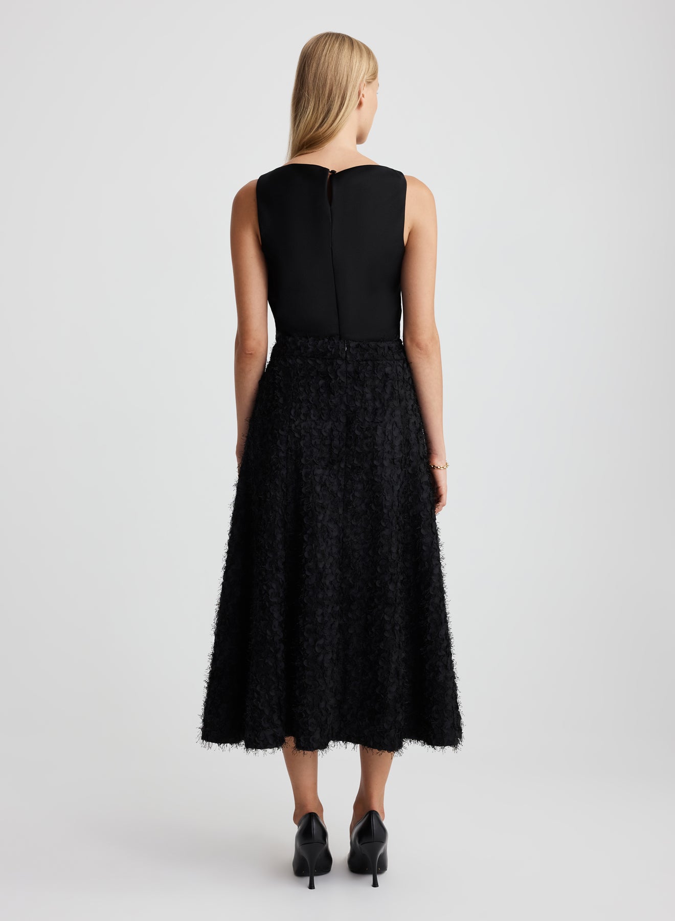 VANTA SKIRT (BLACK)