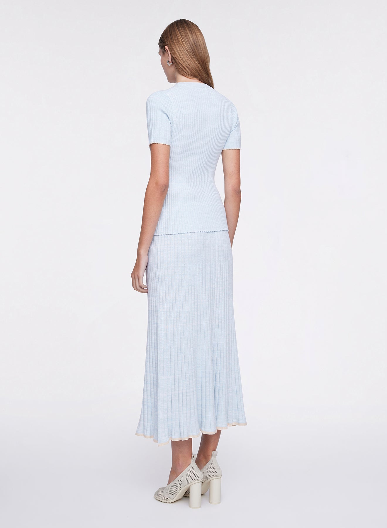 BEBE TOP (POLAR W/ MALT TRIM)