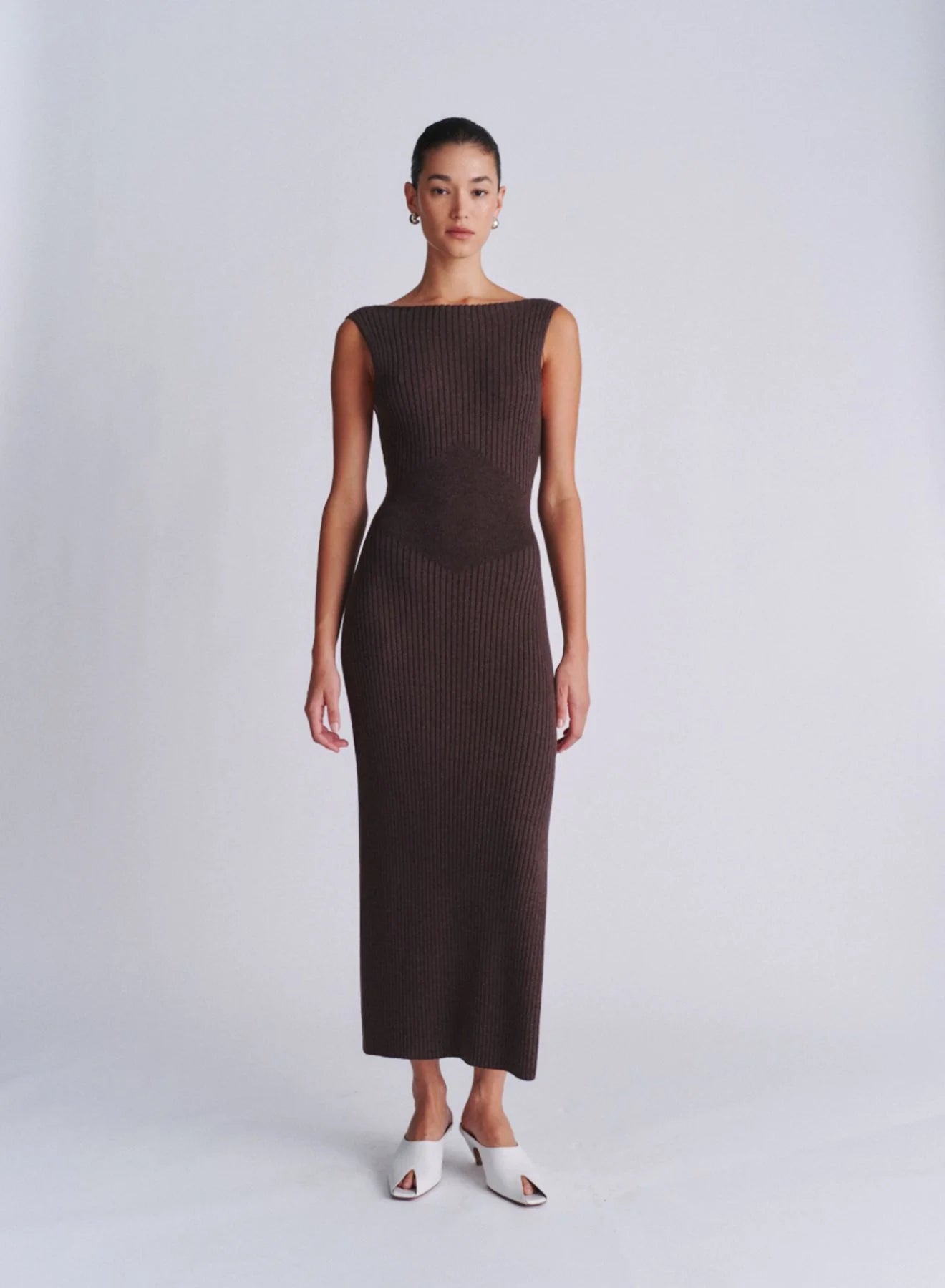 DAKOTA DRESS (CAROB)